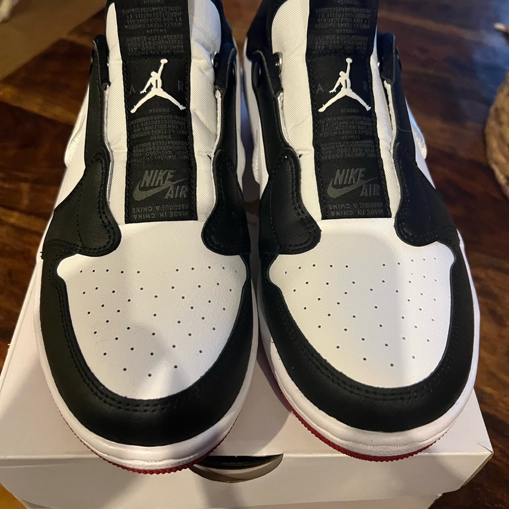 Women’s Air Jordan Retro Low slip